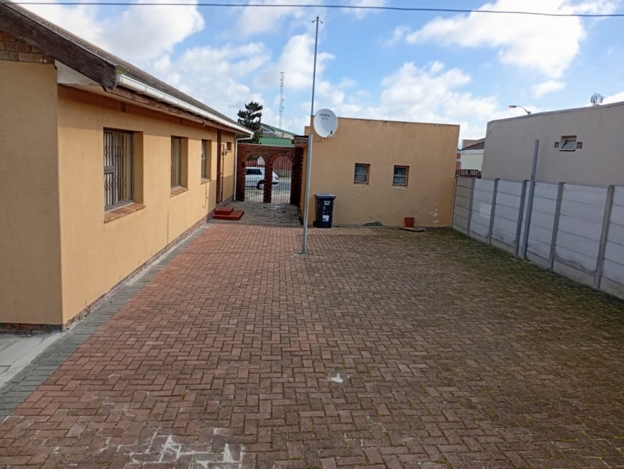 3 Bedroom Property for Sale in Mandalay Western Cape